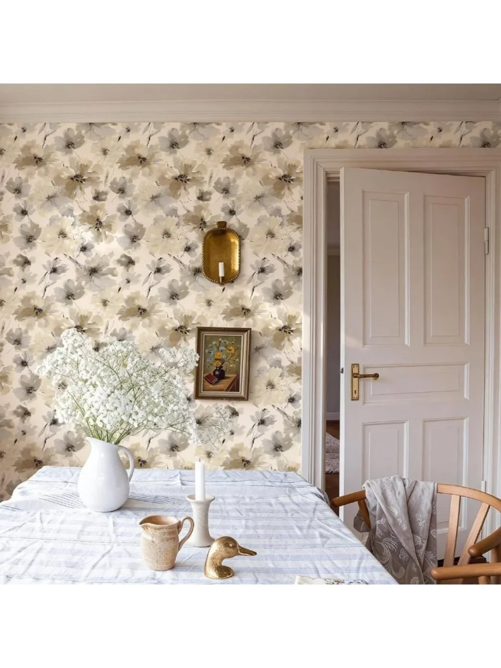 Beige Floral Watercolor Peel and Stick Wallpaper - Vintage Self-Adhesive Decor